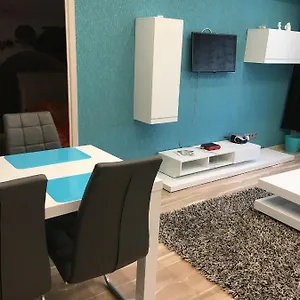 Igenyes Lakas Apartament